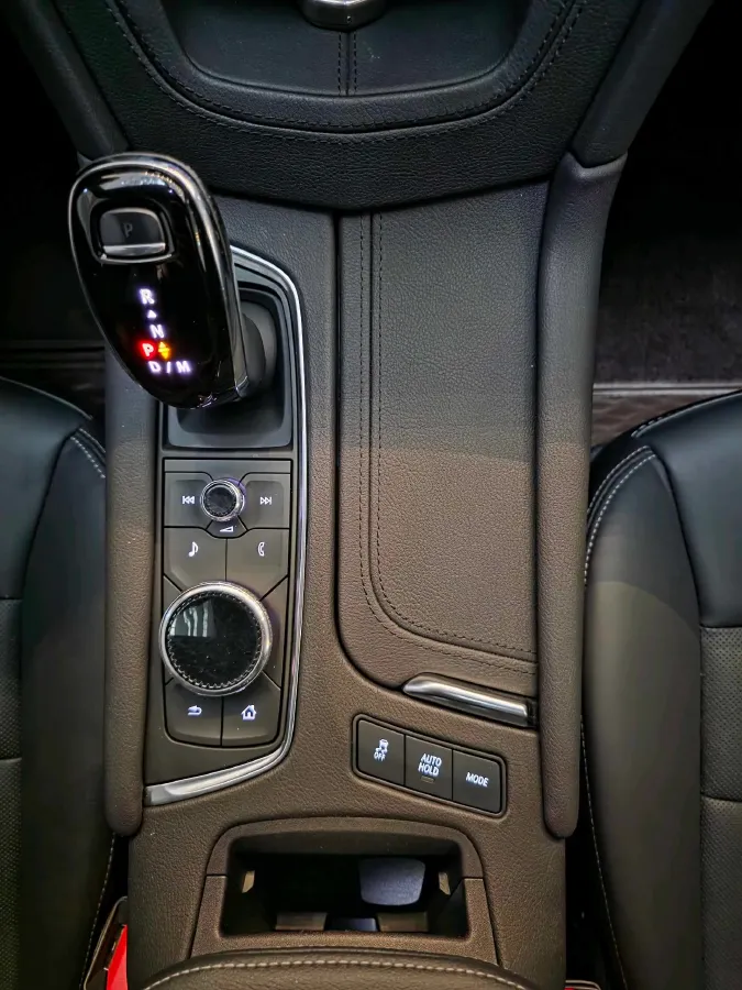 2022 Cadillac XT6 2.0T 237HP L4 9AT,autocango,china used car exporter,china ev exporter,chinese used car exporter,chinese used ev exporter