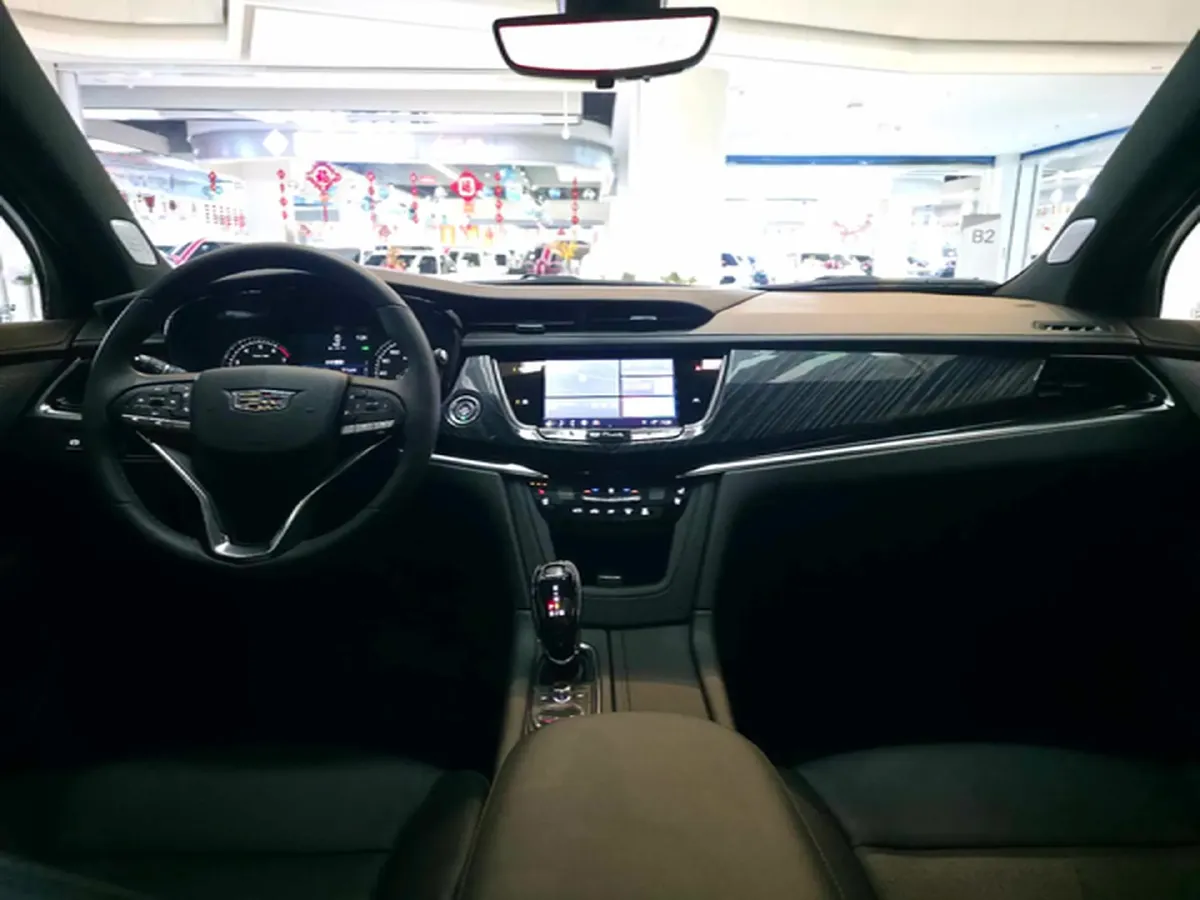 2022 Cadillac XT6 2.0T 237HP L4 9AT,autocango,china used car exporter,china ev exporter,chinese used car exporter,chinese used ev exporter