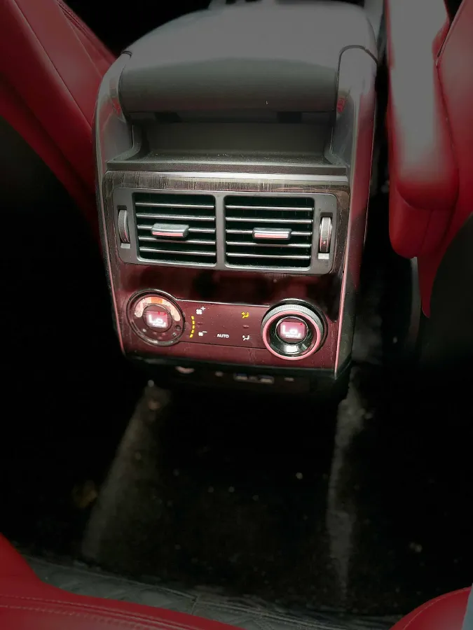 2022 Land Rover Range Rover Sport 3.0T 360HP L6 8AT,autocango,china used car exporter,china ev exporter,chinese used car exporter,chinese used ev exporter