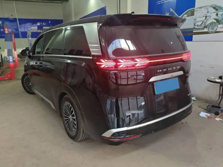 2024 Denza D9 1.5T 139HP L4 E-CVT PHEV 40KWH,autocango,china used car exporter,china ev exporter,chinese used car exporter,chinese used ev exporter