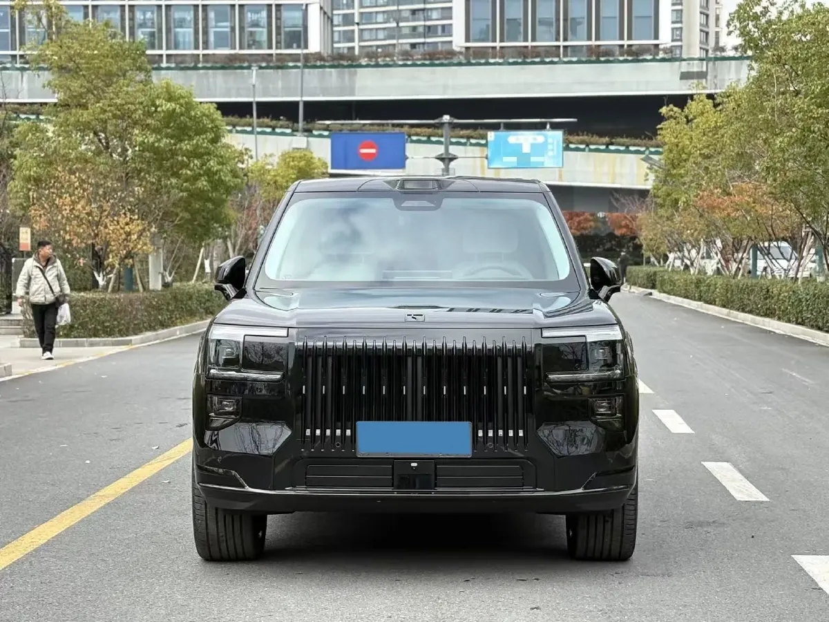 2025 Zeekr 9X 2.0T 279HP L4 1DHT PHEV,autocango,china used car exporter,china ev exporter,chinese used car exporter,chinese used ev exporter