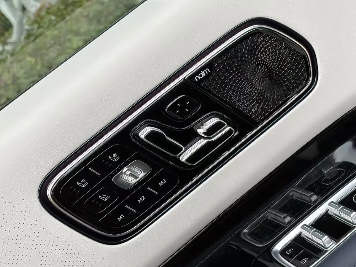 2025 Zeekr 9X 2.0T 279HP L4 1DHT PHEV,autocango,china used car exporter,china ev exporter,chinese used car exporter,chinese used ev exporter