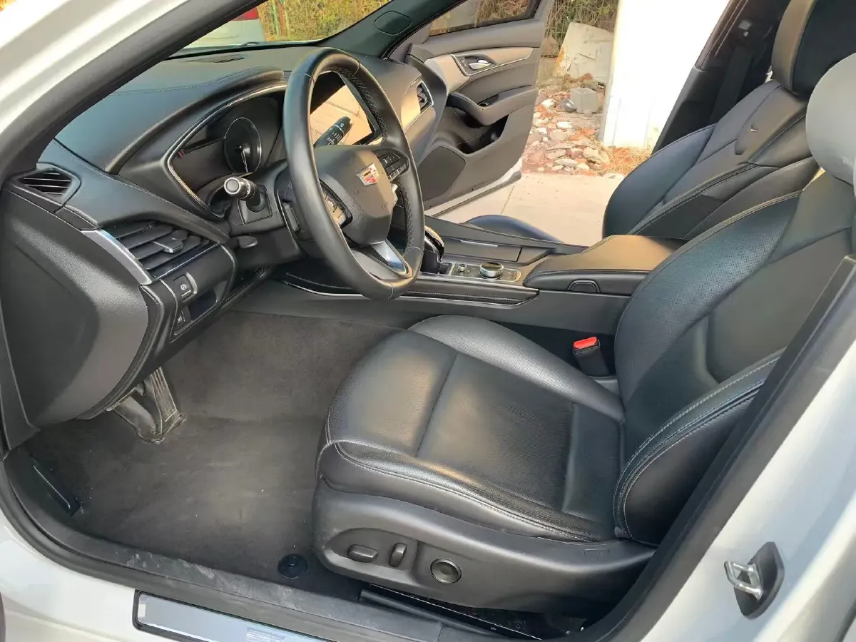 2022 Cadillac CT5 2.0T 237HP L4 10AT,autocango,china used car exporter,china ev exporter,chinese used car exporter,chinese used ev exporter