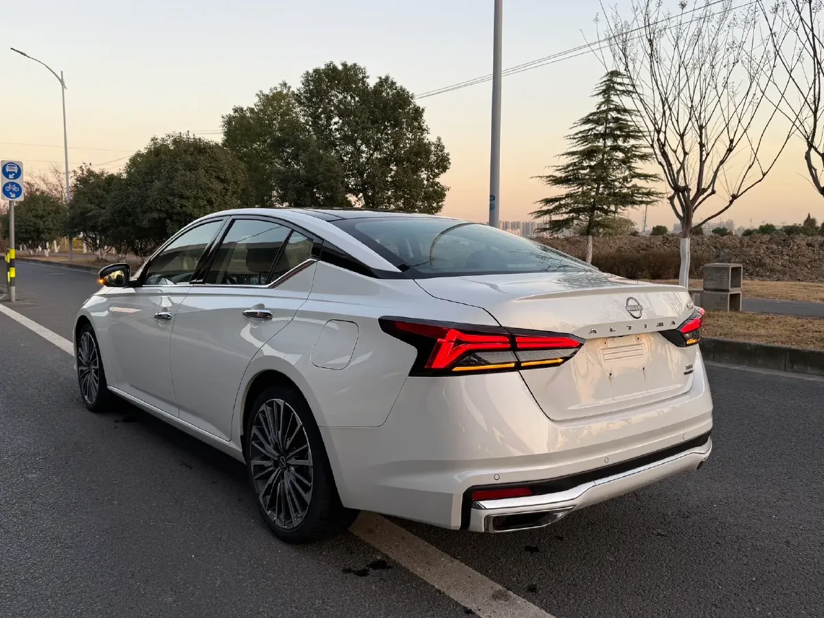 2022 Nissan Teana 2.0T 243HP L4 CVT,autocango,china used car exporter,china ev exporter,chinese used car exporter,chinese used ev exporter