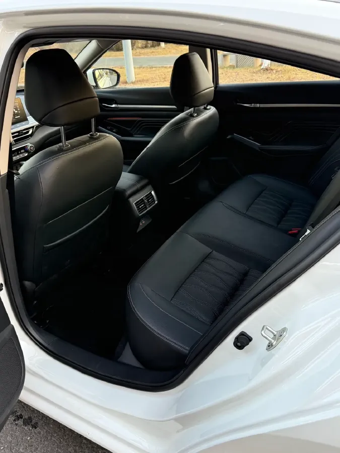 2022 Nissan Teana 2.0T 243HP L4 CVT,autocango,china used car exporter,china ev exporter,chinese used car exporter,chinese used ev exporter