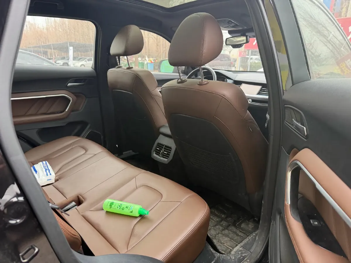 2017 Haval H6 2.0T 197HP L4 7DCT,autocango,china used car exporter,china ev exporter,chinese used car exporter,chinese used ev exporter