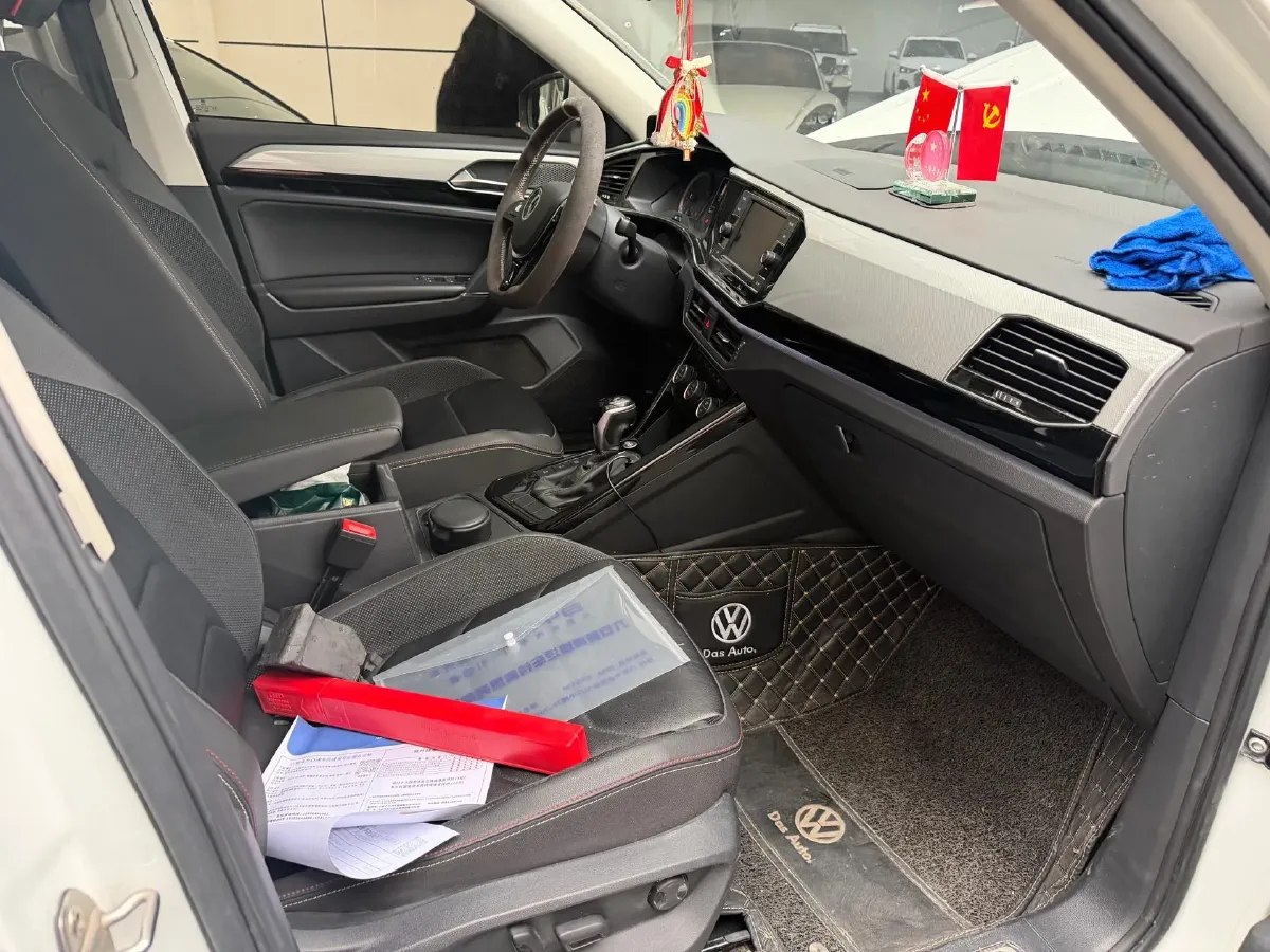 2019 Jeep Cherokee 2.0T 234HP L4 9AT,autocango,china used car exporter,china ev exporter,chinese used car exporter,chinese used ev exporter