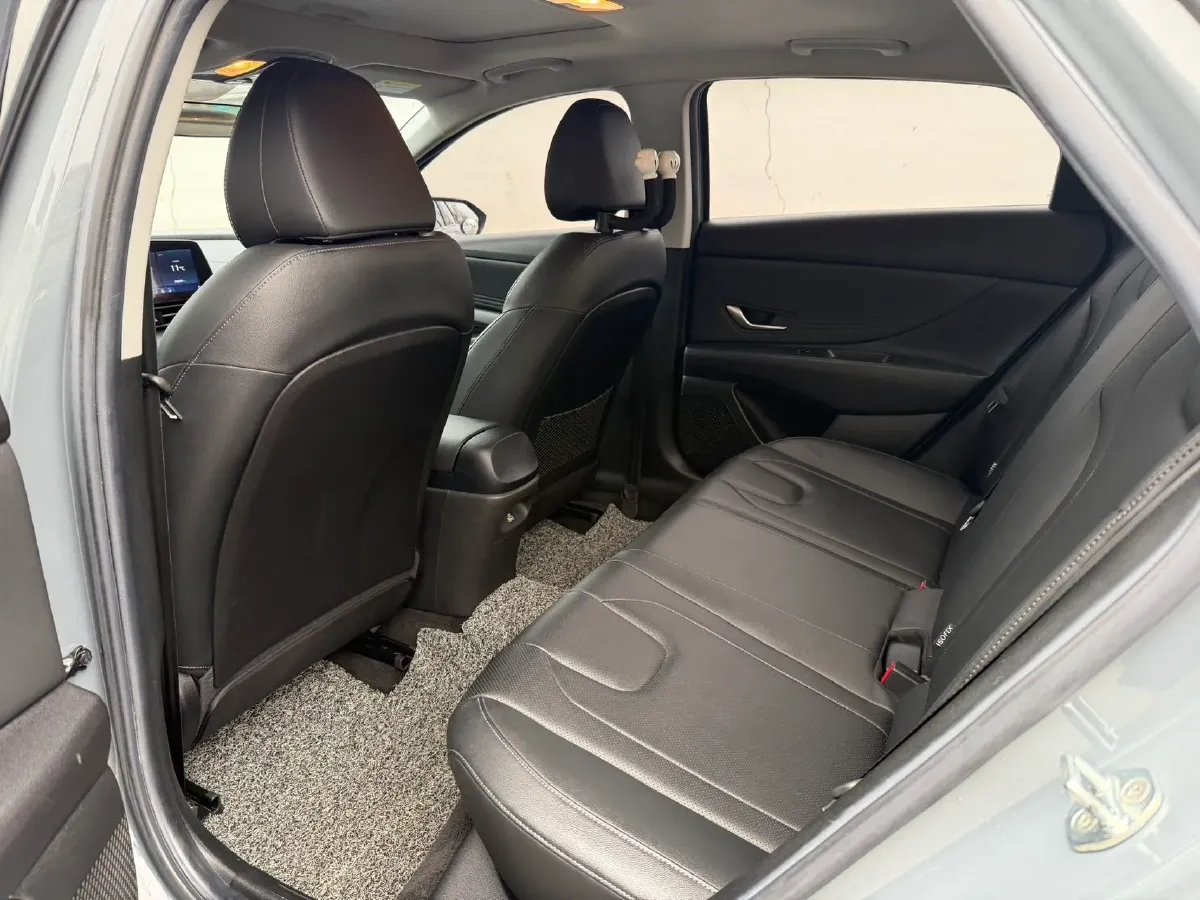 2021 Hyundai Elantra 1.5L 115HP L4 CVT,autocango,china used car exporter,china ev exporter,chinese used car exporter,chinese used ev exporter