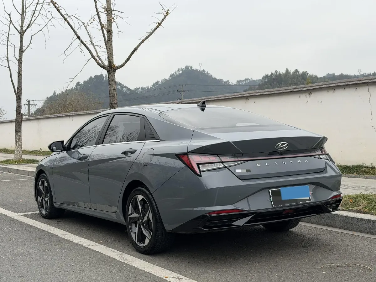 2021 Hyundai Elantra 1.5L 115HP L4 CVT,autocango,china used car exporter,china ev exporter,chinese used car exporter,chinese used ev exporter