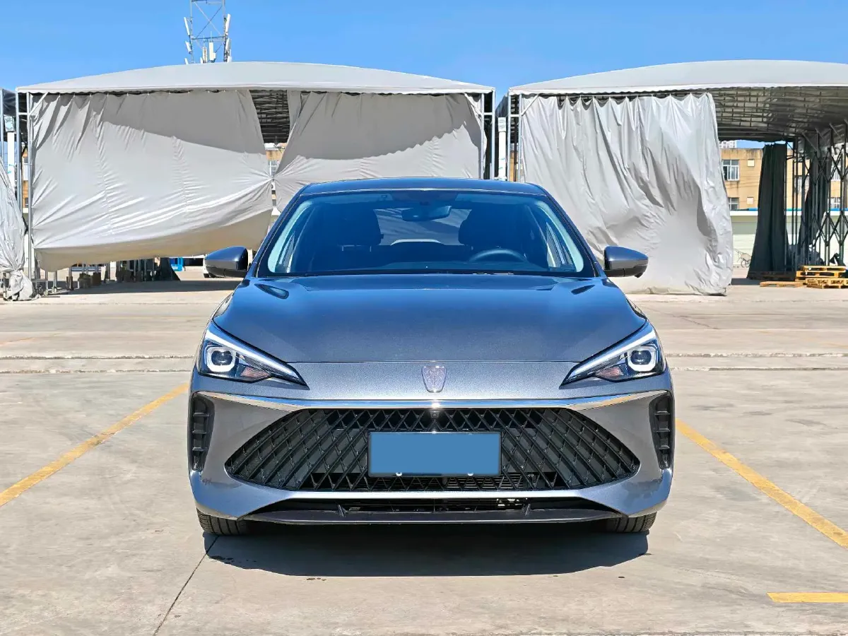 2023 Roewe i5 1.5L 129HP L4 CVT,autocango,china used car exporter,china ev exporter,chinese used car exporter,chinese used ev exporter