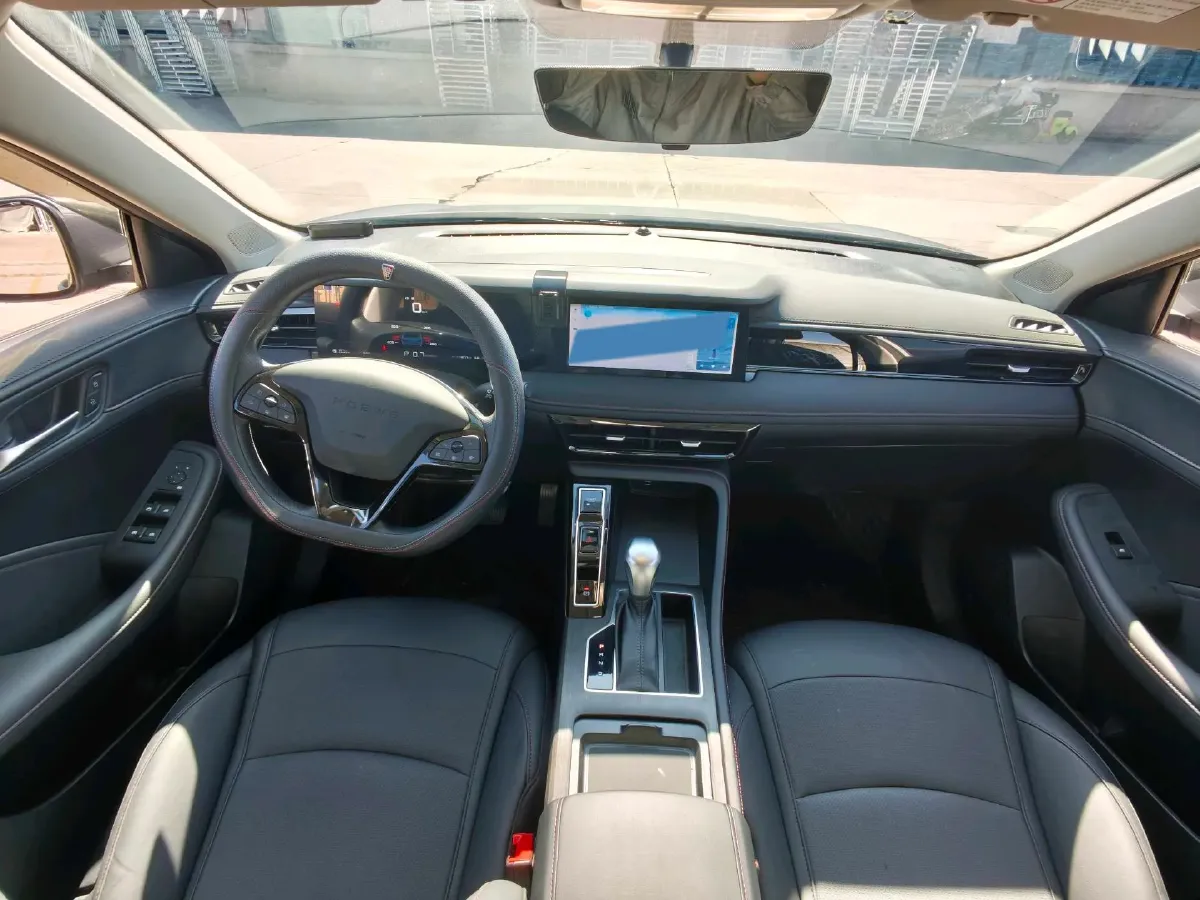 2023 Roewe i5 1.5L 129HP L4 CVT,autocango,china used car exporter,china ev exporter,chinese used car exporter,chinese used ev exporter