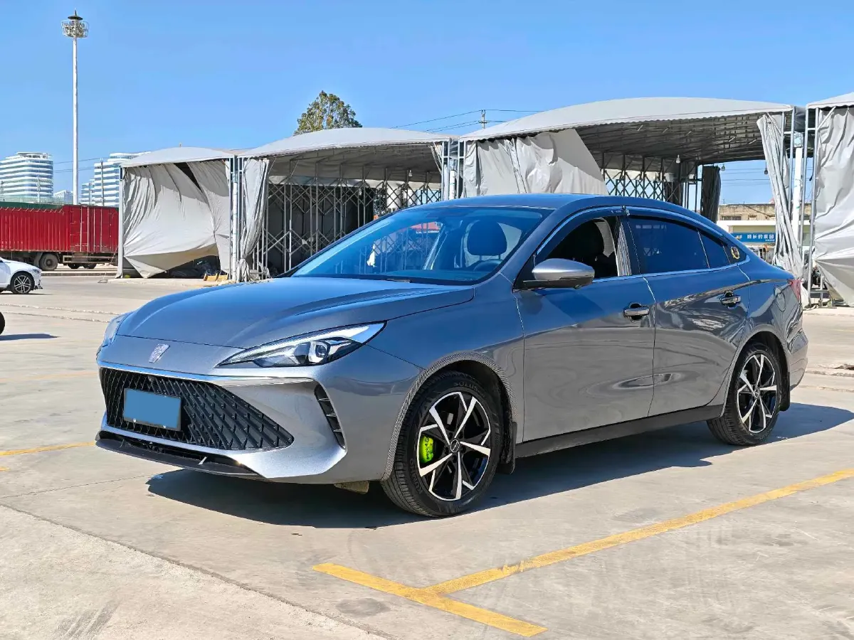 2023 Roewe i5 1.5L 129HP L4 CVT,autocango,china used car exporter,china ev exporter,chinese used car exporter,chinese used ev exporter