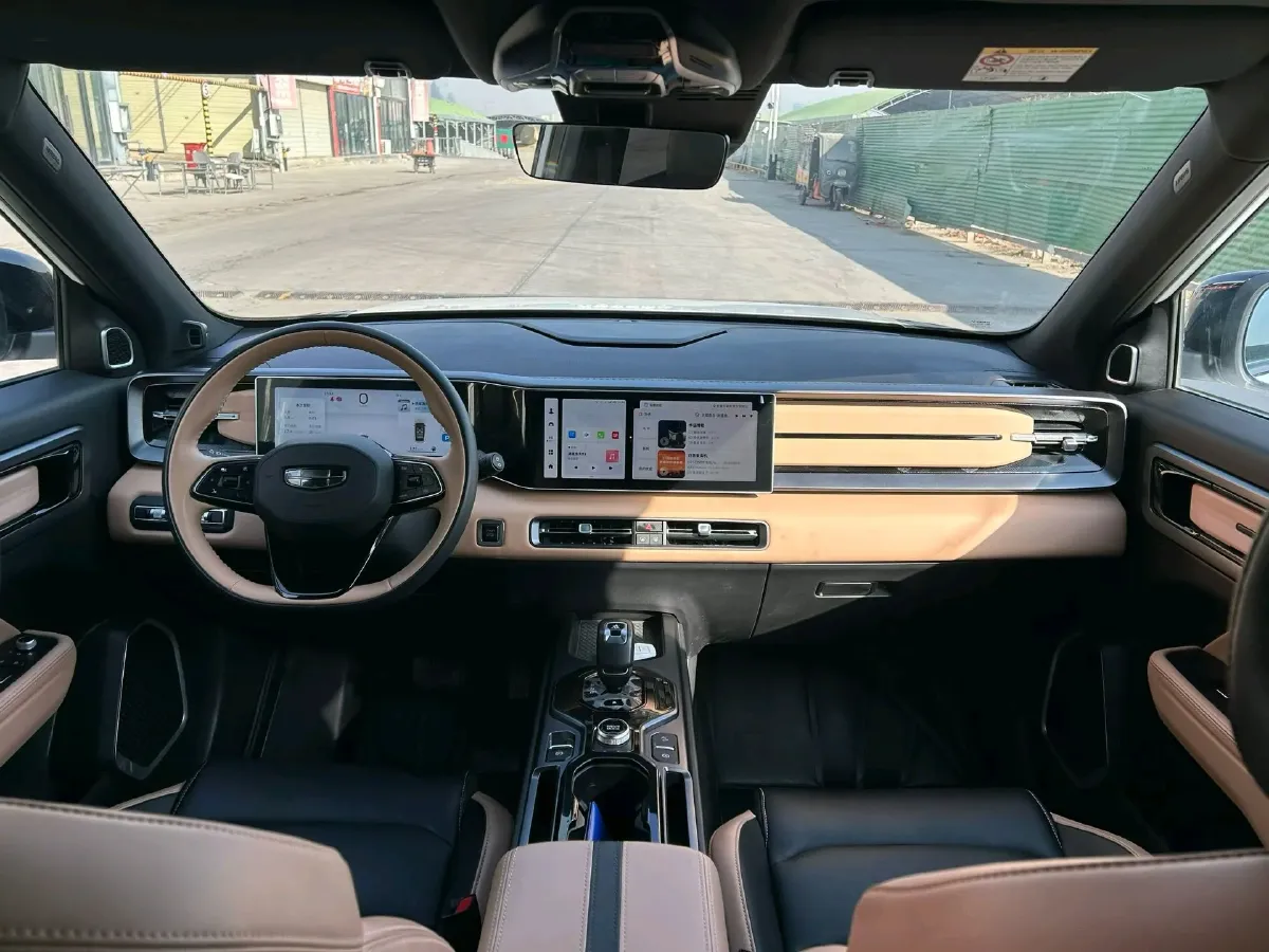 2024 Geely OkavangoPRO 1.5T 181HP L4 7DCT,autocango,china used car exporter,china ev exporter,chinese used car exporter,chinese used ev exporter