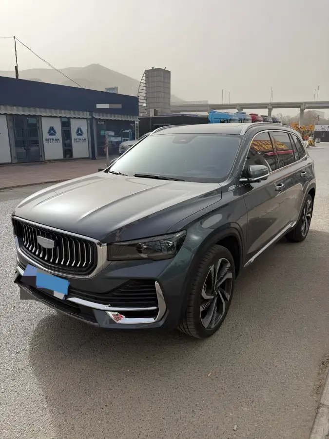 2023 Geely Monjaro 2.0T 238HP L4 8AT