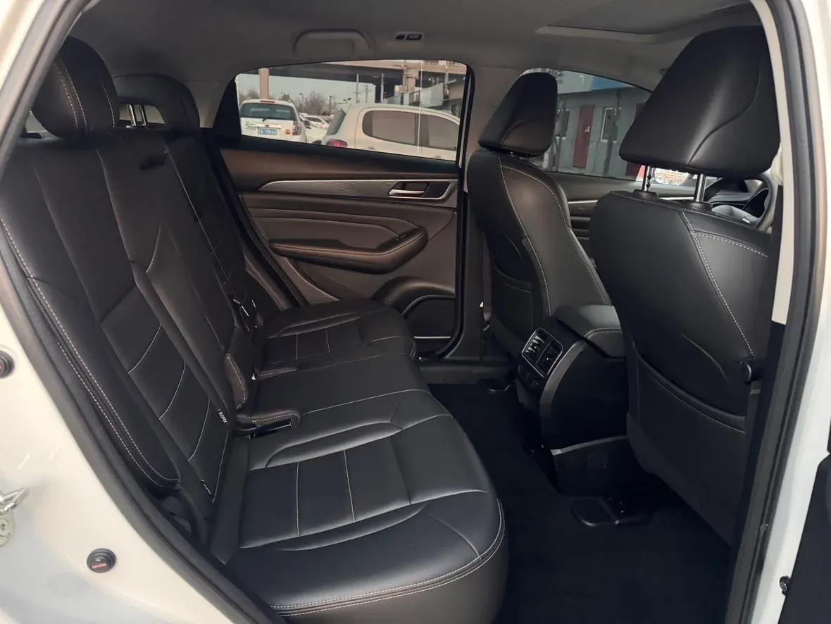 2021 Haval F7x 1.5T 169HP L4 7DCT,autocango,china used car exporter,china ev exporter,chinese used car exporter,chinese used ev exporter