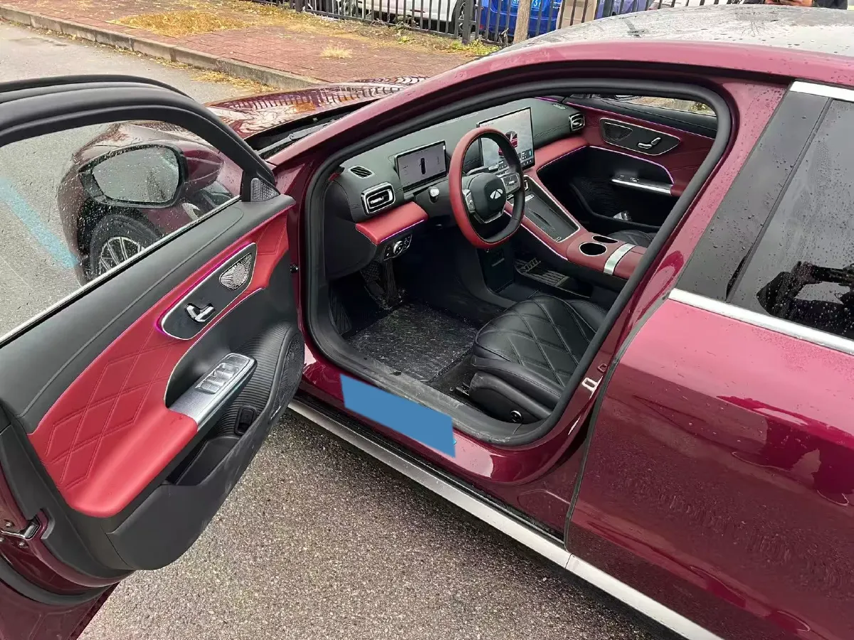 2025 Fulwin FulwinA9L 1.5T 156HP L4 1DHT PHEV,autocango,china used car exporter,china ev exporter,chinese used car exporter,chinese used ev exporter