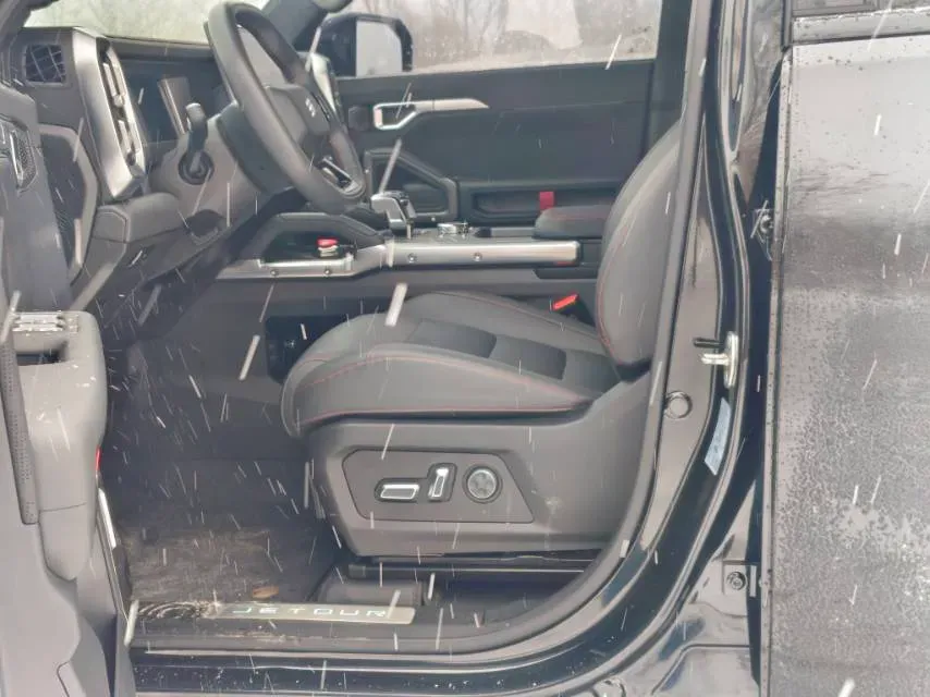 2024 Jetour ShanHai TravellerC-DM 1.5T 156HP L4 3DHT PHEV 43.24KWH,autocango,china used car exporter,china ev exporter,chinese used car exporter,chinese used ev exporter