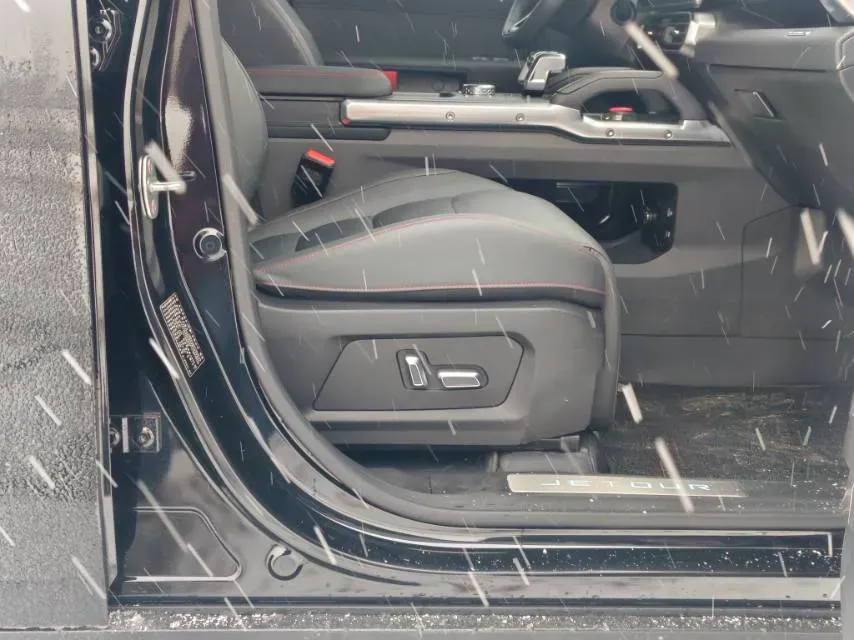 2024 Jetour ShanHai TravellerC-DM 1.5T 156HP L4 3DHT PHEV 43.24KWH,autocango,china used car exporter,china ev exporter,chinese used car exporter,chinese used ev exporter