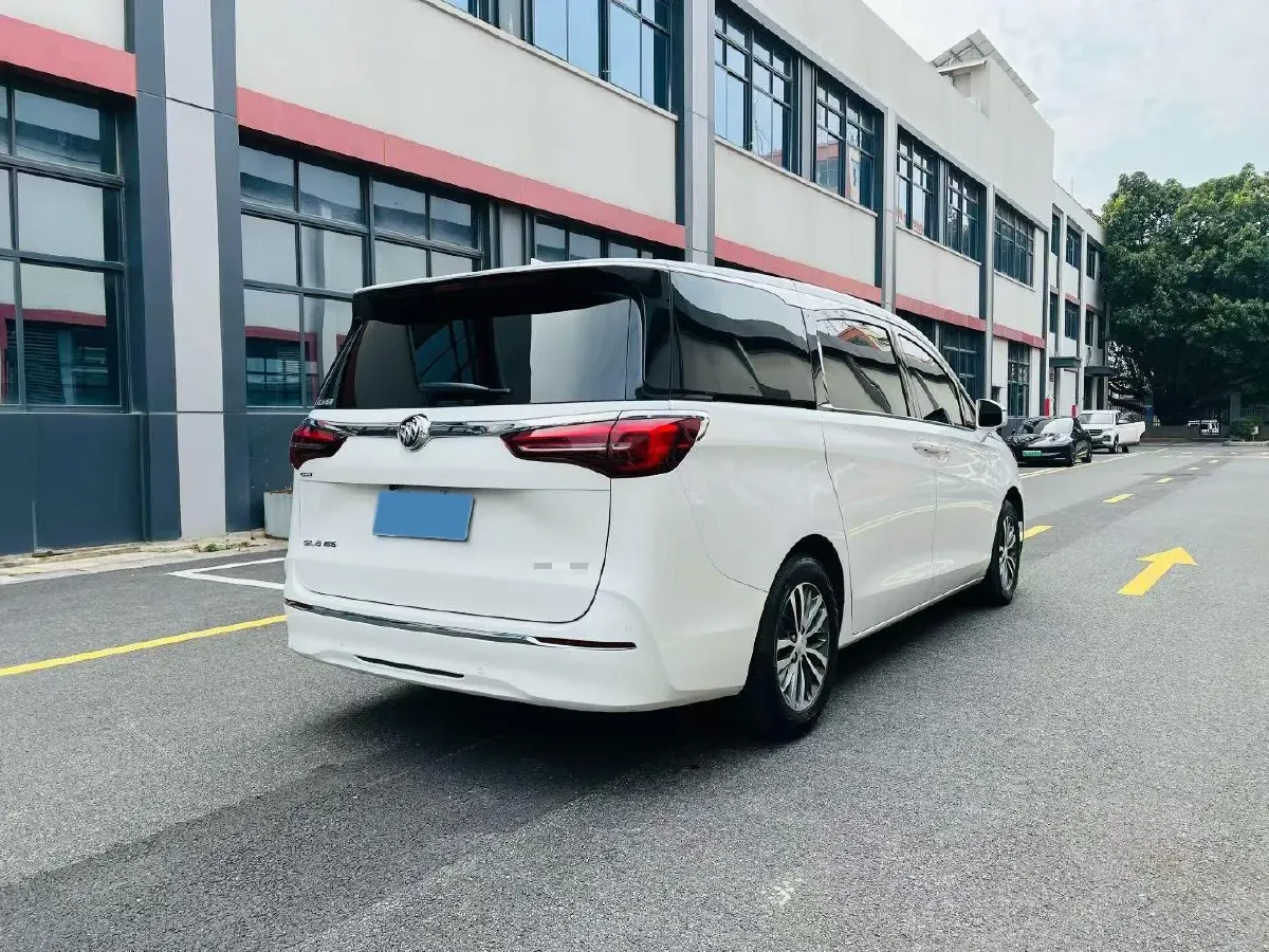 2021 Buick GL8 2.0T 237HP L4 9AT,autocango,china used car exporter,china ev exporter,chinese used car exporter,chinese used ev exporter