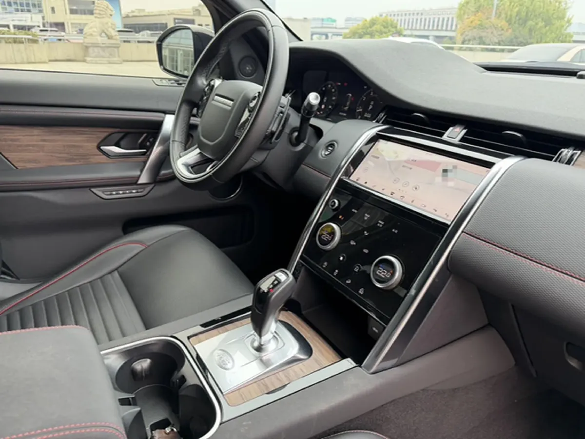 2020 Land Rover Discovery Sport 2.0T 249HP L4 9AT,autocango,china used car exporter,china ev exporter,chinese used car exporter,chinese used ev exporter