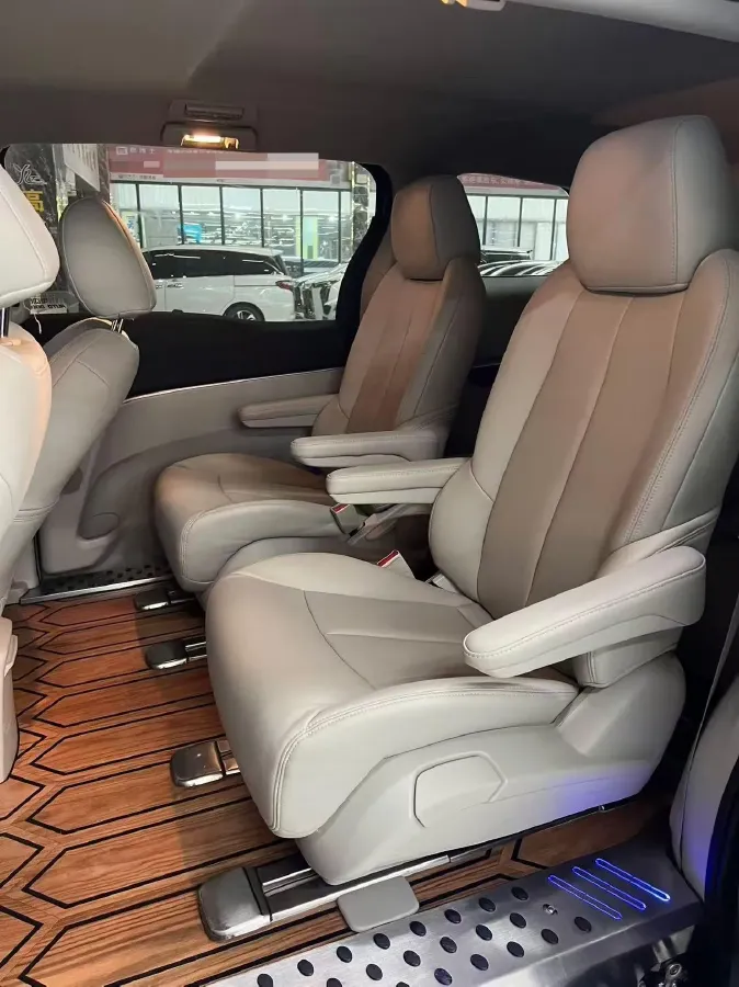 2023 Buick GL8 2.0T 237HP L4 9AT,autocango,china used car exporter,china ev exporter,chinese used car exporter,chinese used ev exporter