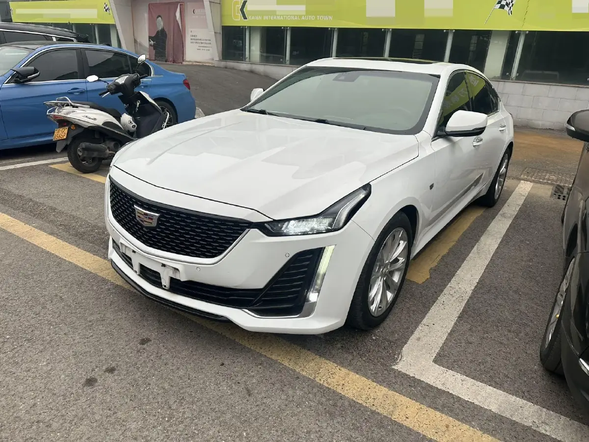 2020 Cadillac CT5 2.0T 237HP L4 10AT