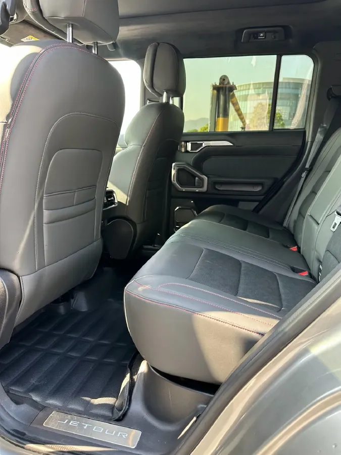 2024 Jetour Traveller 2.0T 254HP L4 7DCT,autocango,china used car exporter,china ev exporter,chinese used car exporter,chinese used ev exporter