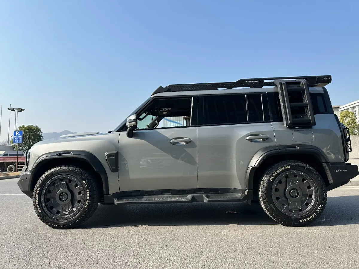 2024 Jetour Traveller 2.0T 254HP L4 7DCT,autocango,china used car exporter,china ev exporter,chinese used car exporter,chinese used ev exporter