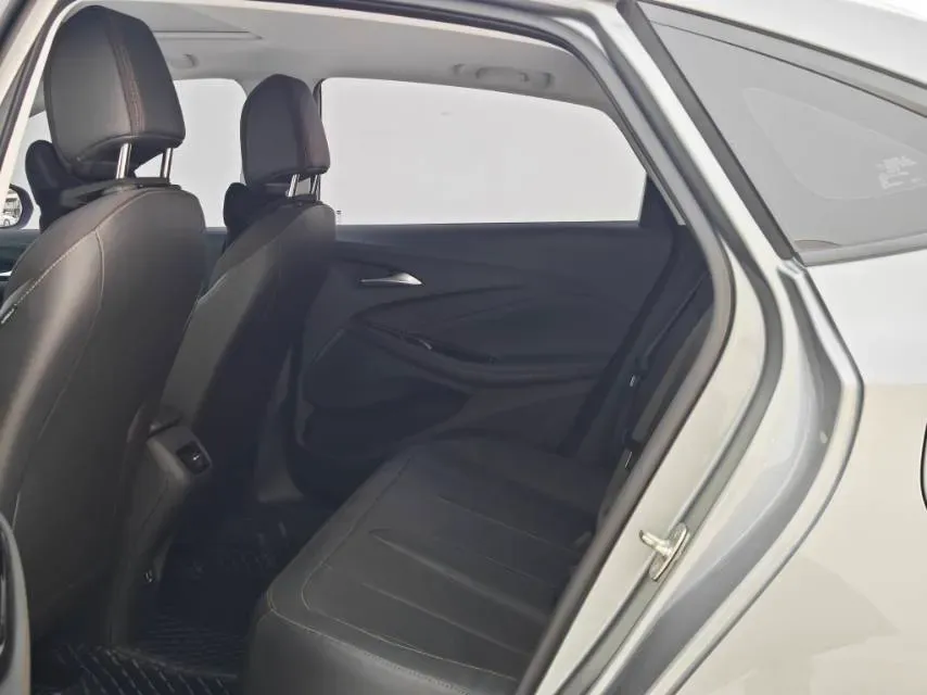 2023 Buick Verano 1.5T 184HP L4 CVT,autocango,china used car exporter,china ev exporter,chinese used car exporter,chinese used ev exporter