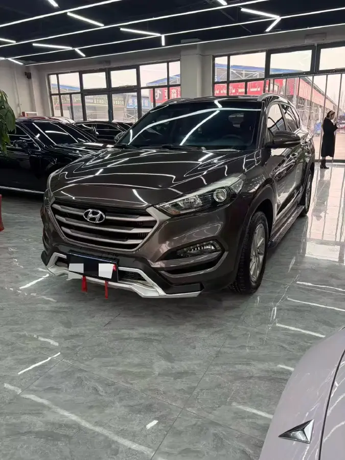 2015 Hyundai Tucson 1.6T 177HP L4 7DCT