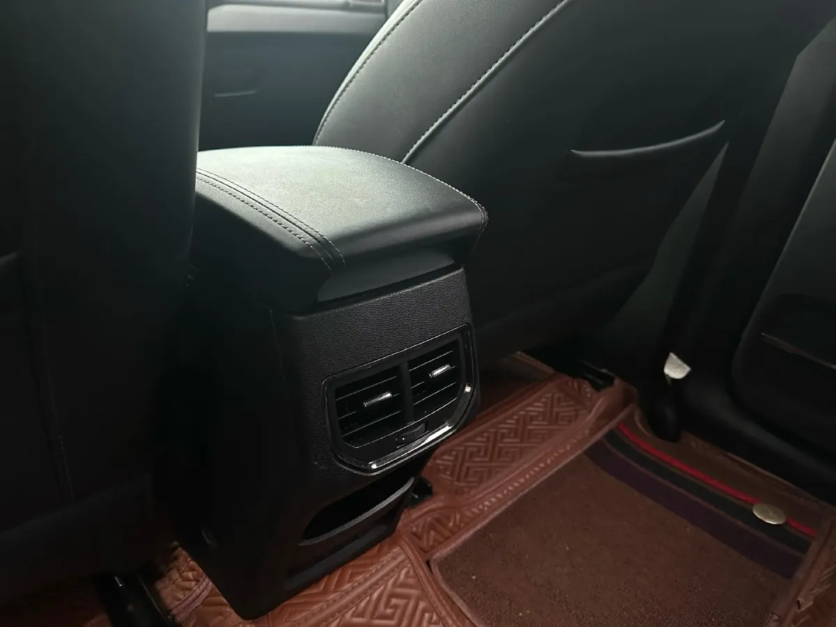 2018 Chery Tiggo 8 1.5T 147HP L4 6DCT,autocango,china used car exporter,china ev exporter,chinese used car exporter,chinese used ev exporter