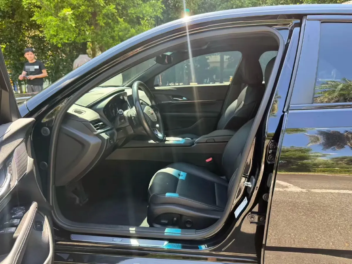 2020 Cadillac CT4 2.0T 237HP L4 8AT,autocango,china used car exporter,china ev exporter,chinese used car exporter,chinese used ev exporter