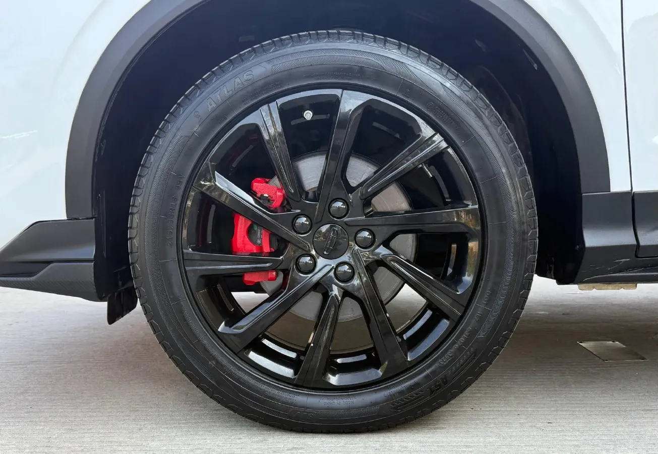 2023 Geely Coolray 1.5T 181HP L4 7DCT,autocango,china used car exporter,china ev exporter,chinese used car exporter,chinese used ev exporter