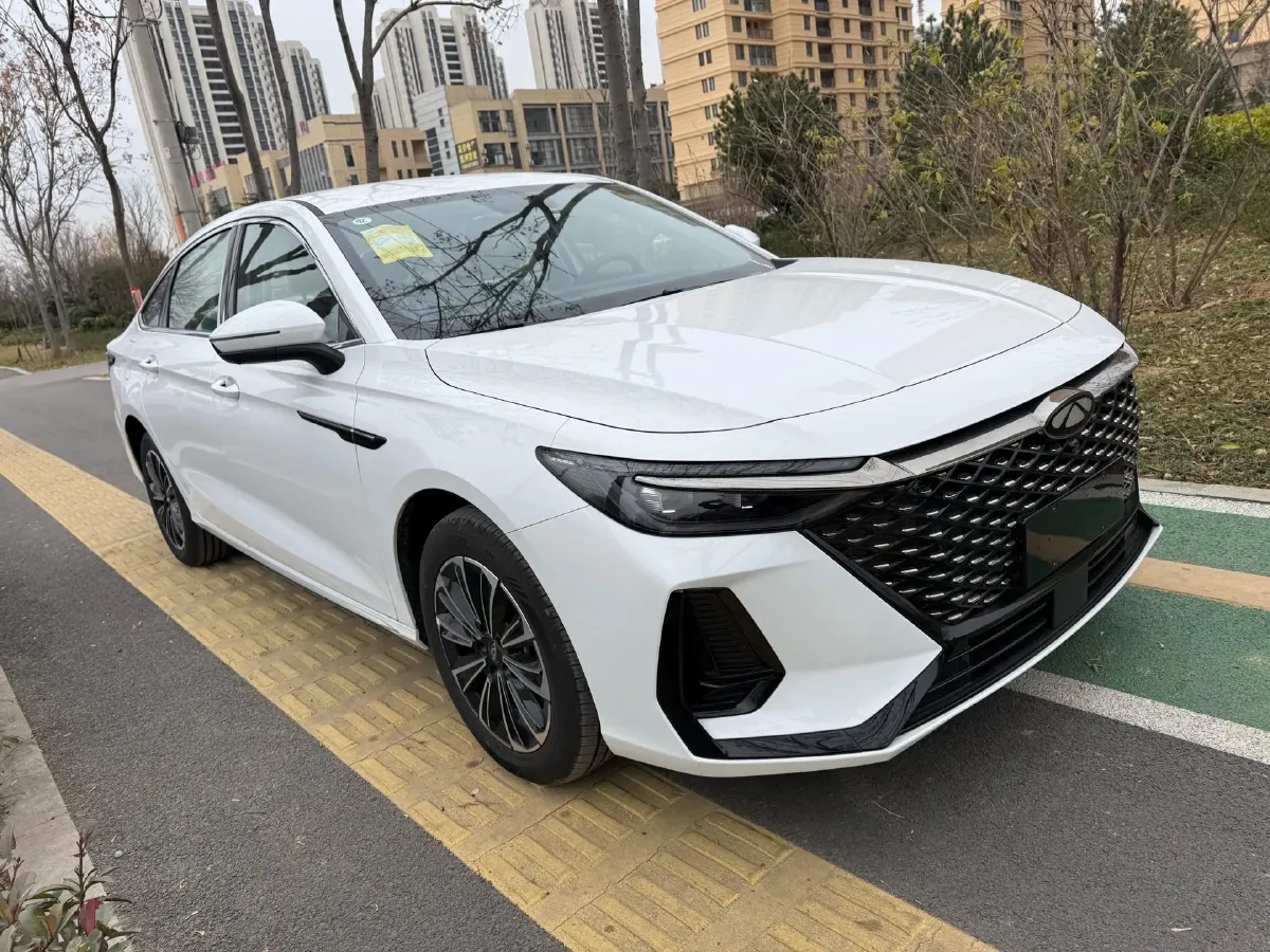 2025 Fulwin FulwinA8 1.5L 102HP L4 1DHT PHEV,autocango,china used car exporter,china ev exporter,chinese used car exporter,chinese used ev exporter