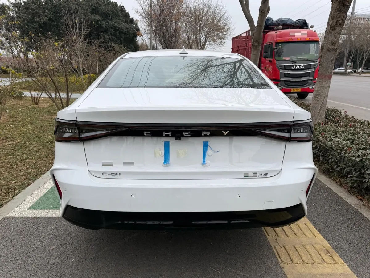 2025 Fulwin FulwinA8 1.5L 102HP L4 1DHT PHEV,autocango,china used car exporter,china ev exporter,chinese used car exporter,chinese used ev exporter