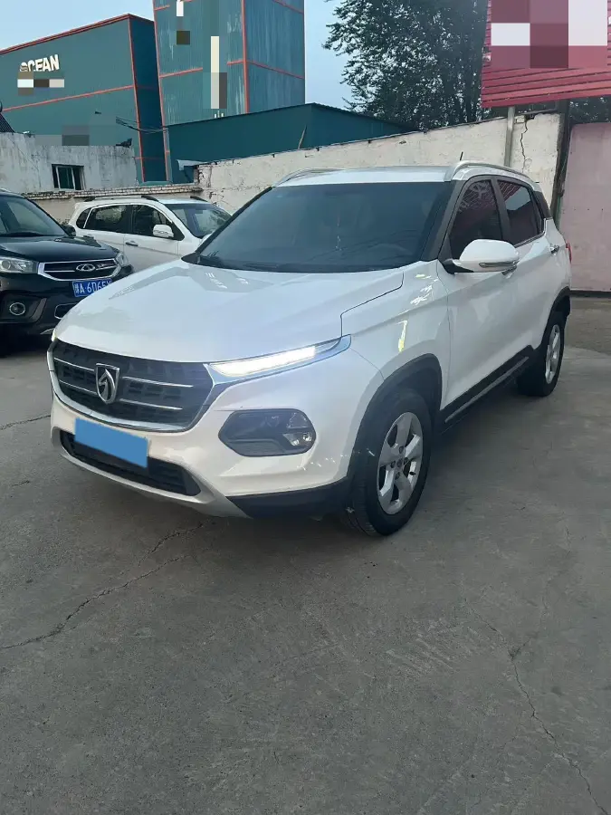 2017 BaoJun 310W 1.5L 105HP L4 6MT