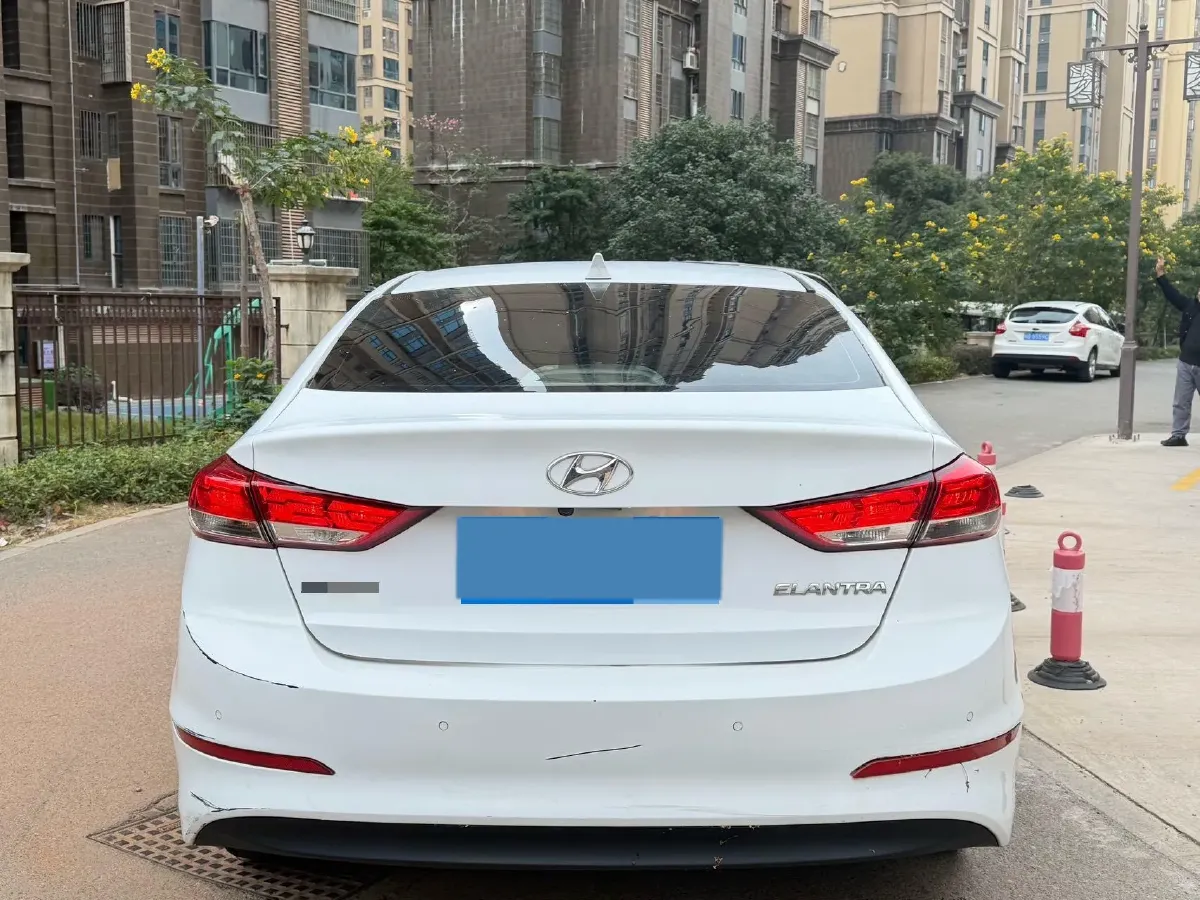 2020 Hyundai Elantra 1.5L 115HP L4 CVT,autocango,china used car exporter,china ev exporter,chinese used car exporter,chinese used ev exporter