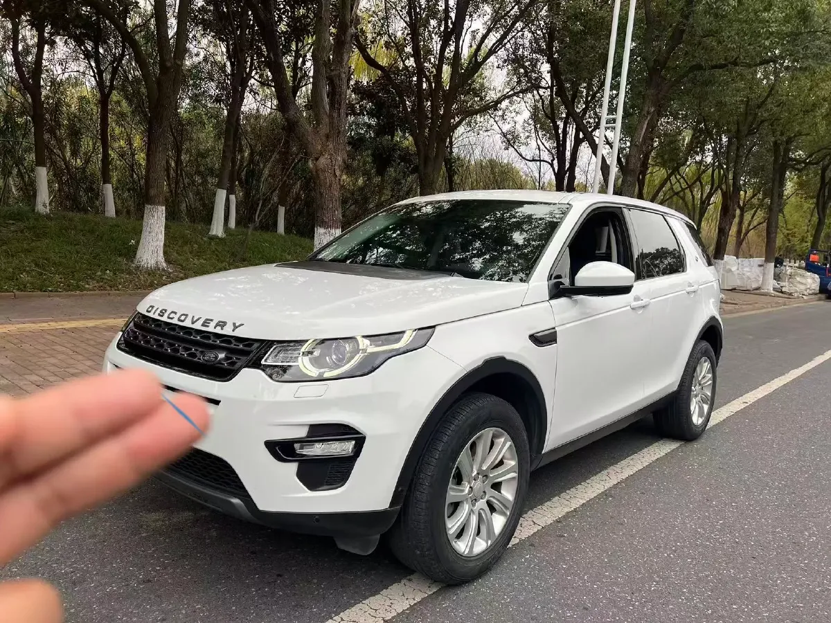 2019 Land Rover Discovery Sport 2.0T 241HP L4 9AT,autocango,china used car exporter,china ev exporter,chinese used car exporter,chinese used ev exporter