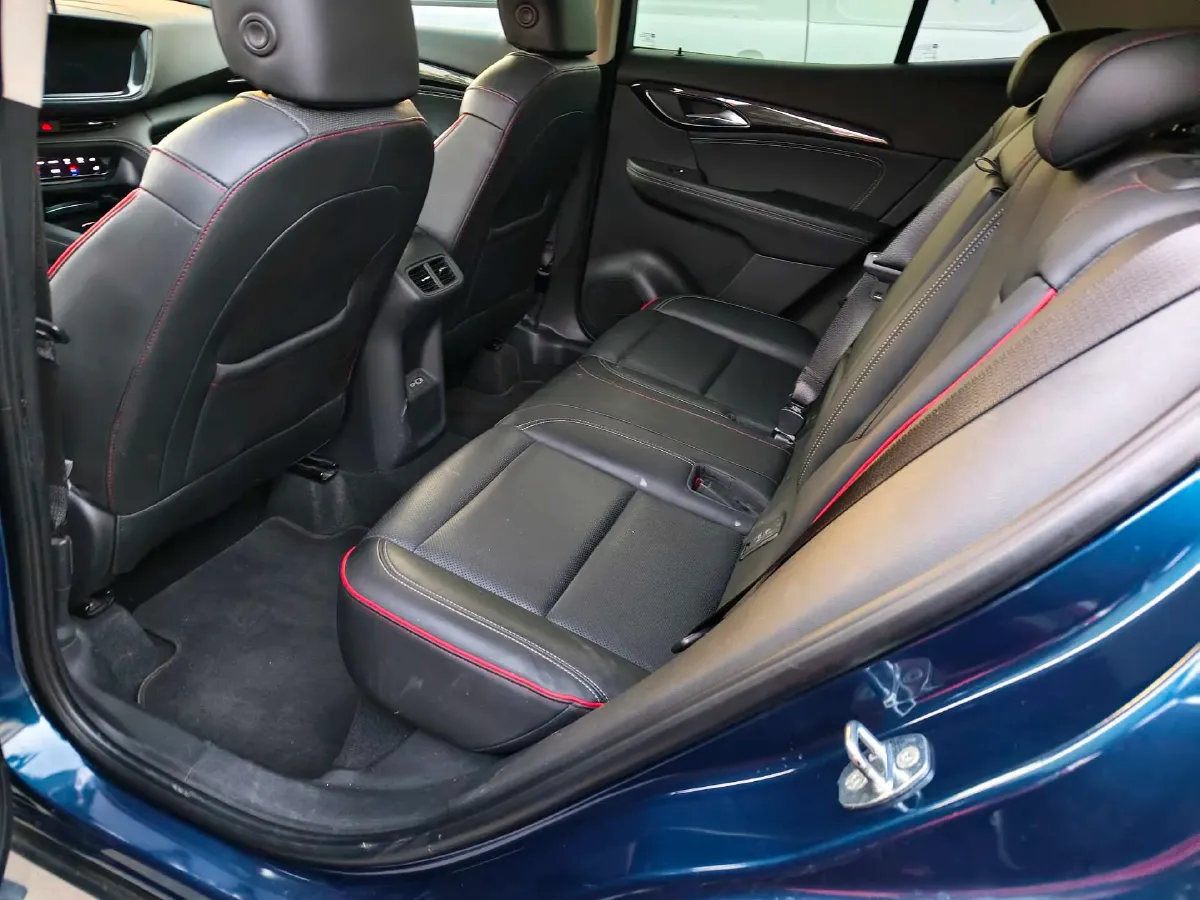 2022 Buick EnvisionS 2.0T 237HP L4 9AT,autocango,china used car exporter,china ev exporter,chinese used car exporter,chinese used ev exporter