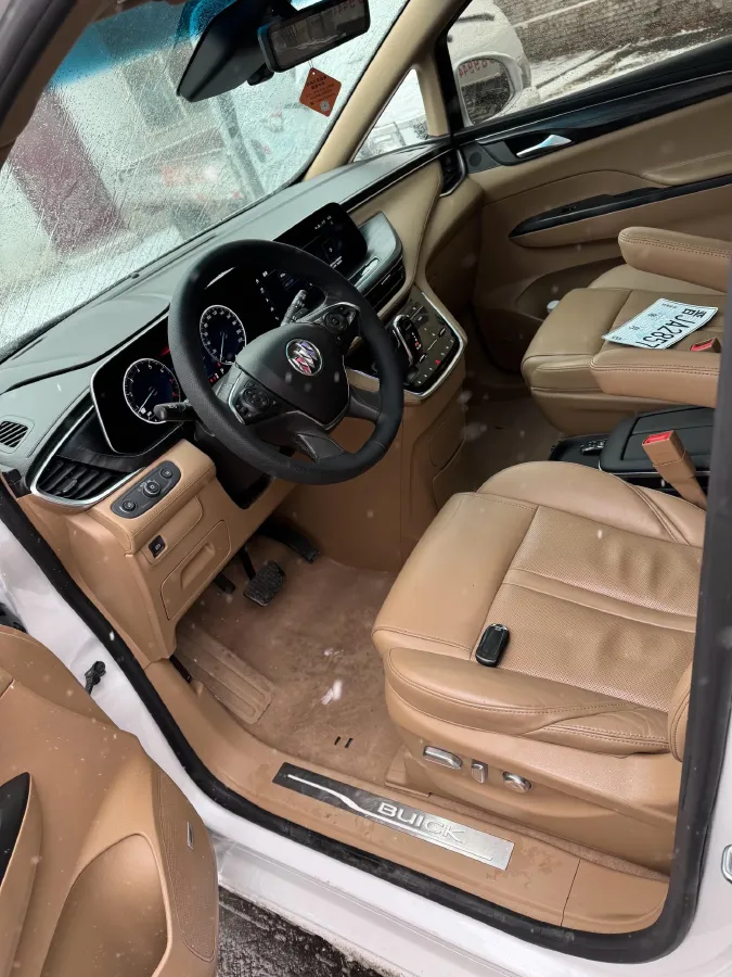 2021 Buick GL8 2.0T 237HP L4 9AT,autocango,china used car exporter,china ev exporter,chinese used car exporter,chinese used ev exporter