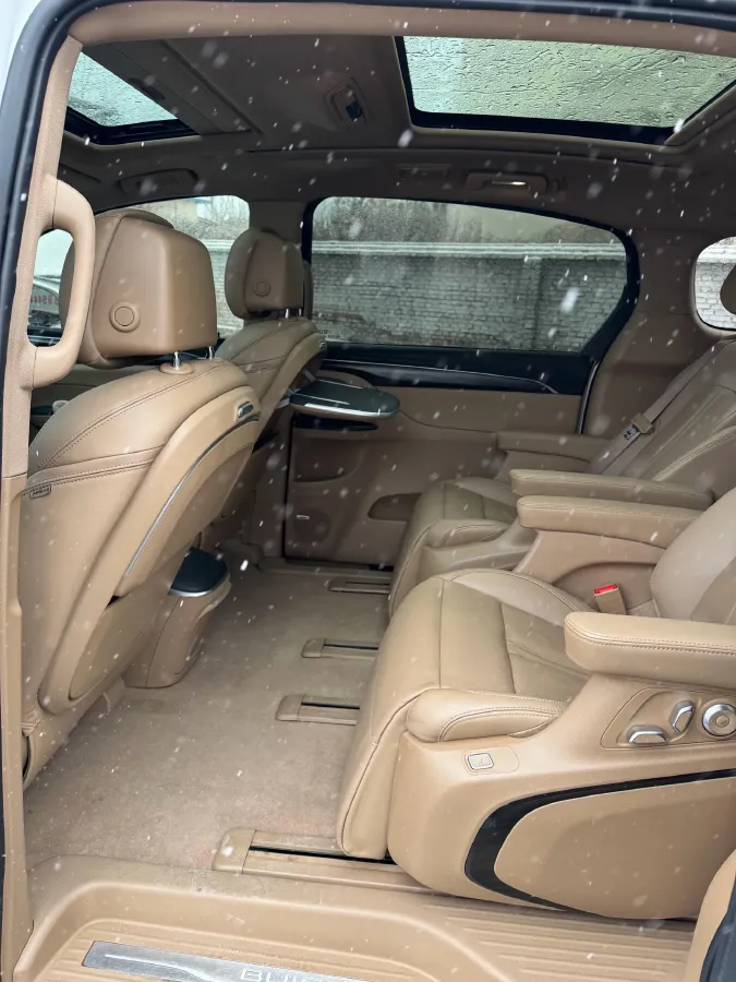 2021 Buick GL8 2.0T 237HP L4 9AT,autocango,china used car exporter,china ev exporter,chinese used car exporter,chinese used ev exporter