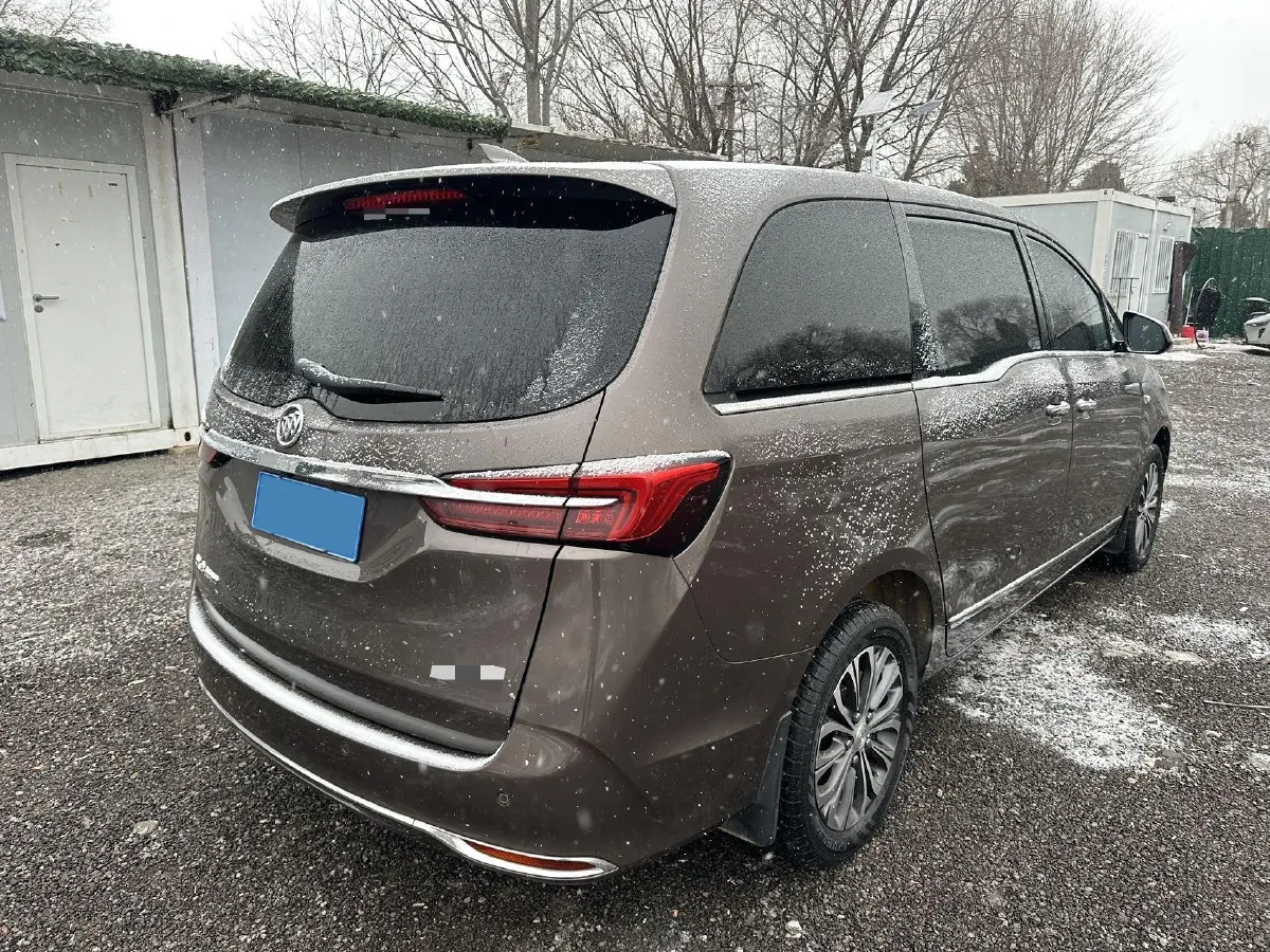 2021 Buick GL8 2.0T 237HP L4 9AT,autocango,china used car exporter,china ev exporter,chinese used car exporter,chinese used ev exporter