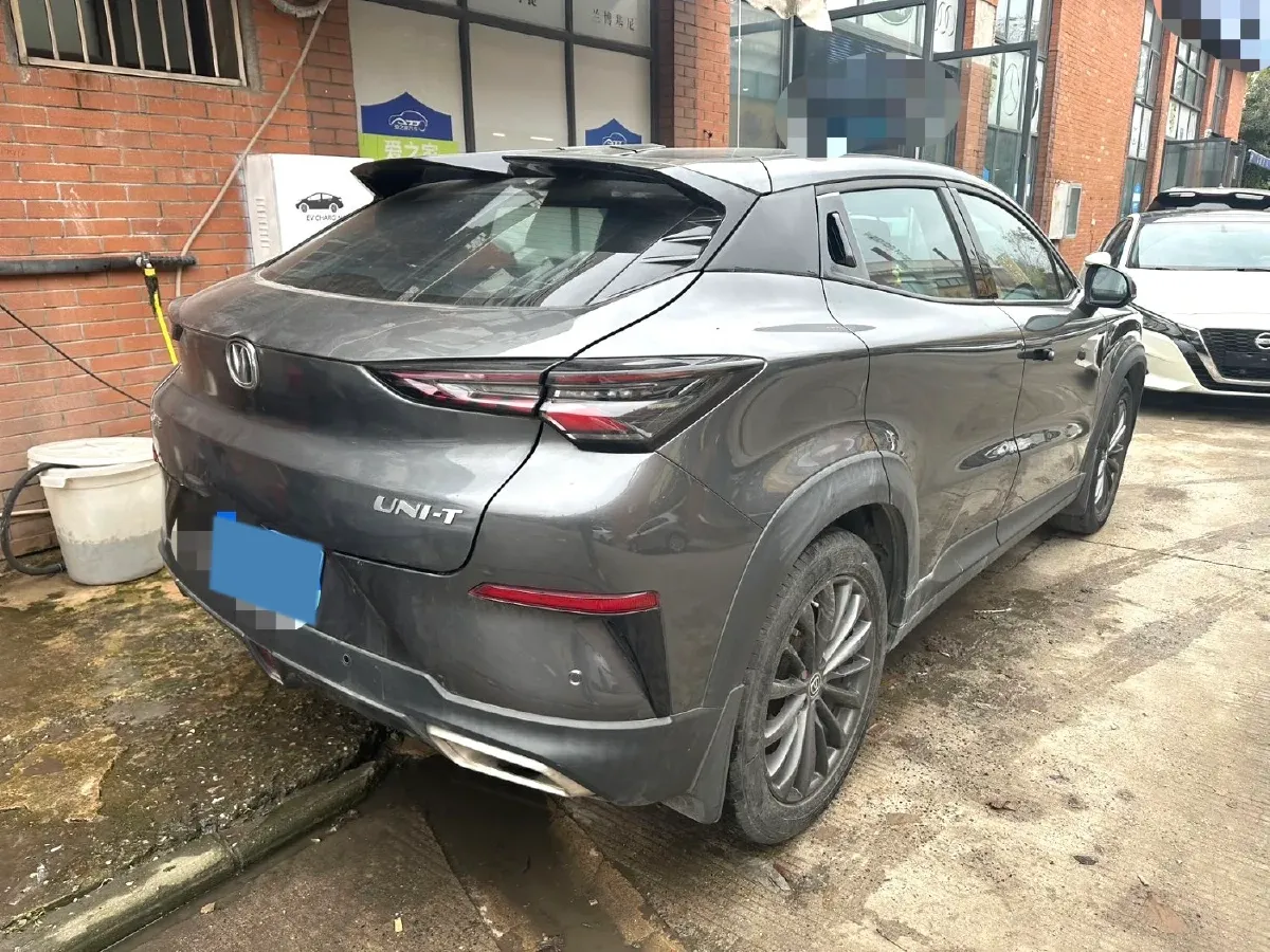 2020 ChangAn UNI-T 1.5T 180HP L4 7DCT,autocango,china used car exporter,china ev exporter,chinese used car exporter,chinese used ev exporter
