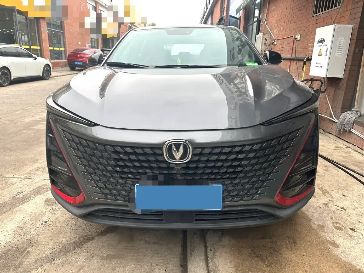 2020 ChangAn UNI-T 1.5T 180HP L4 7DCT,autocango,china used car exporter,china ev exporter,chinese used car exporter,chinese used ev exporter