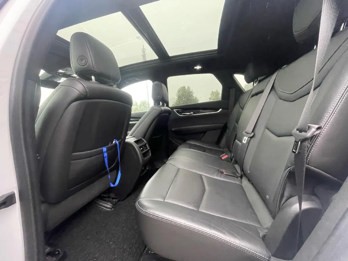 2020 Cadillac XT5 2.0T 241HP L4 9AT,autocango,china used car exporter,china ev exporter,chinese used car exporter,chinese used ev exporter