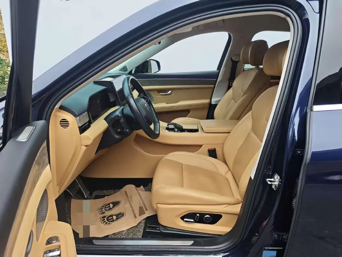 2022 Infiniti Q50L 2.0T 211HP L4 7AT,autocango,china used car exporter,china ev exporter,chinese used car exporter,chinese used ev exporter