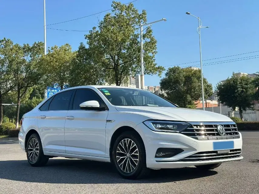 2019 Jeep Renegade 1.3T 173HP L4 7DCT,autocango,china used car exporter,china ev exporter,chinese used car exporter,chinese used ev exporter