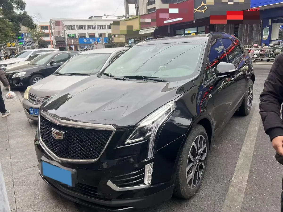 2022 Cadillac XT5 2.0T 237HP L4 9AT,autocango,china used car exporter,china ev exporter,chinese used car exporter,chinese used ev exporter