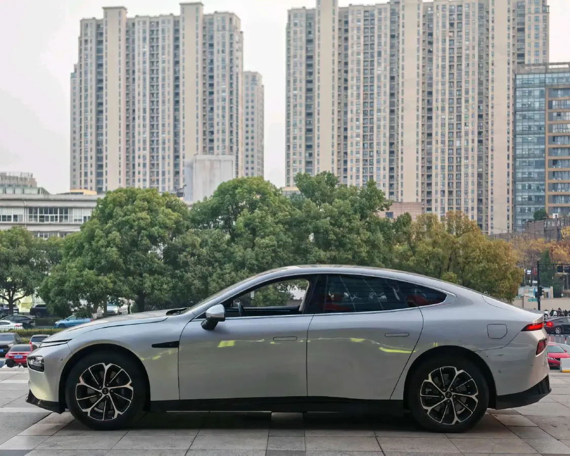 2022 Xpeng P7 BEV 83.1KWH,autocango,china used car exporter,china ev exporter,chinese used car exporter,chinese used ev exporter