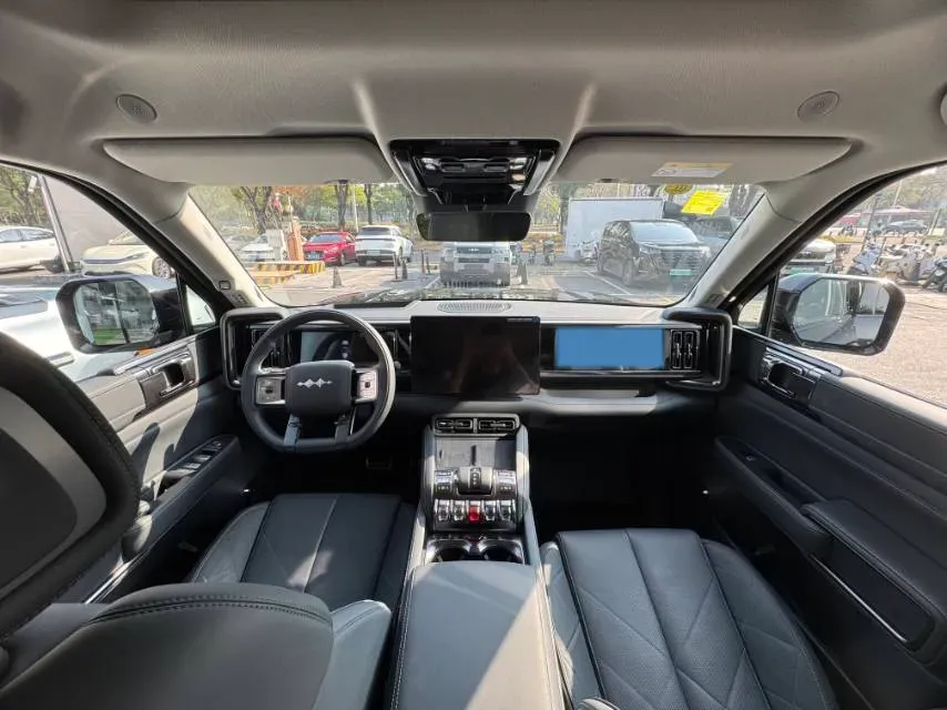 2025 FangChengBao Bao 5 1.5T 194HP L4 E-CVT PHEV 31.8KWH,autocango,china used car exporter,china ev exporter,chinese used car exporter,chinese used ev exporter